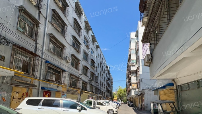 饮料厂南院外景图