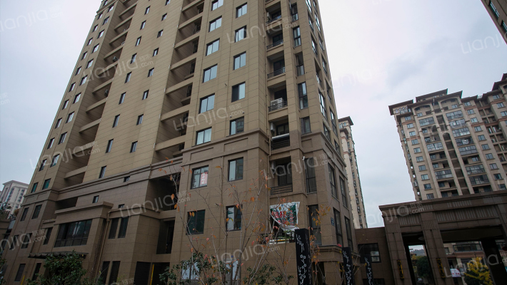 丹青幸福里外景图