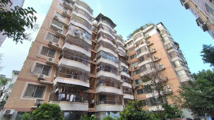 东城公寓外景图