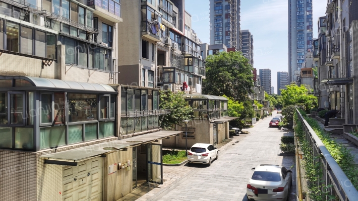 蓉湖山水外景图