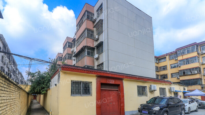 市经贸委家属院外景图