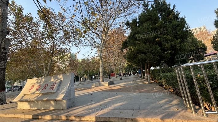 桥东区委外景图