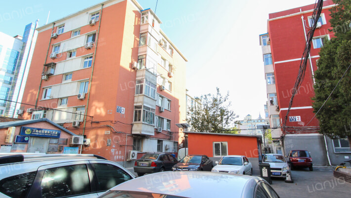 东营房八条外景图