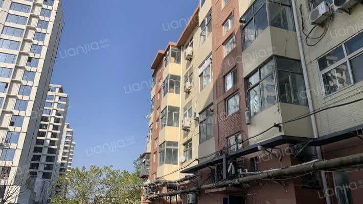 印刷厂家属楼外景图