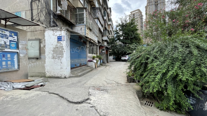 嘉润路113号外景图