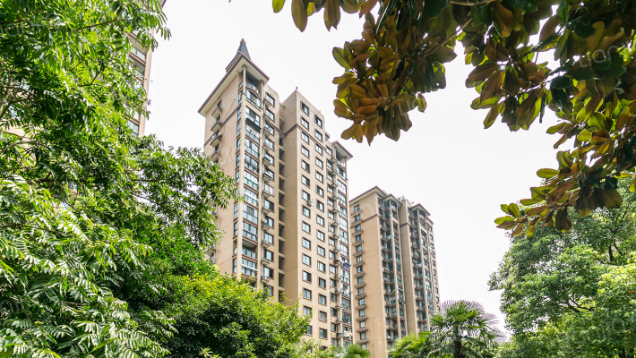 益泉·世纪广场百合花园外景图