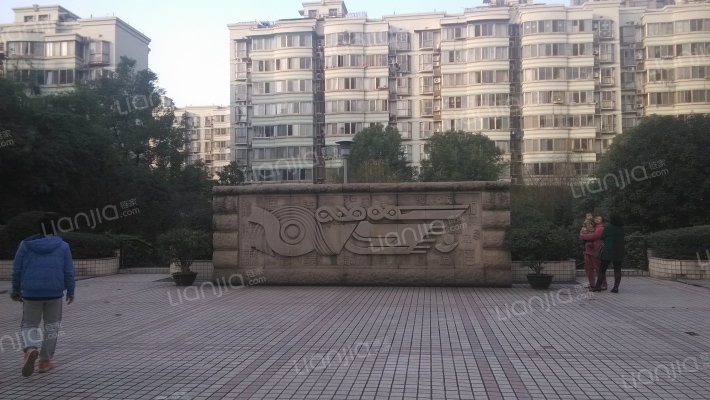 星电花园外景图