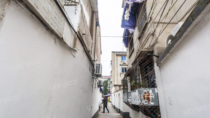 汤家支弄外景图