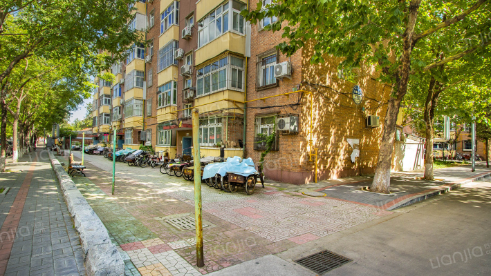 万康小区外景图