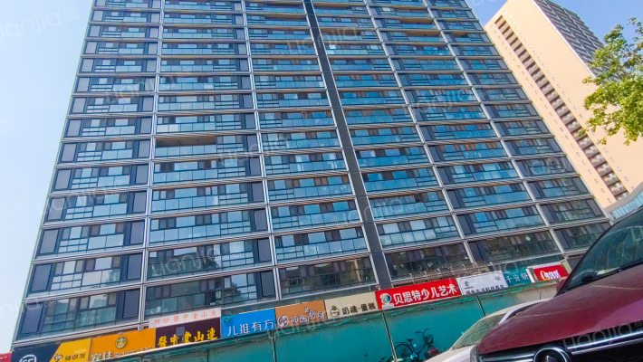 万科海晏门外景图