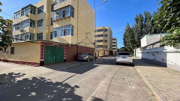 寒亭教育局家属院外景图