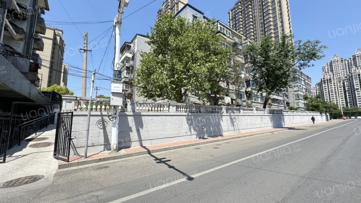 中山北路195号小区外景图