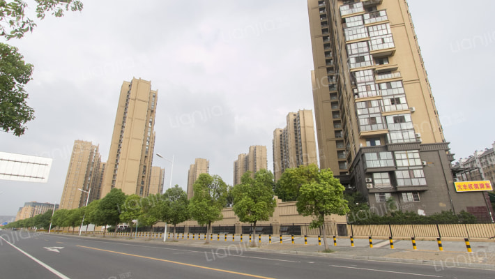 世纪城金域华府外景图