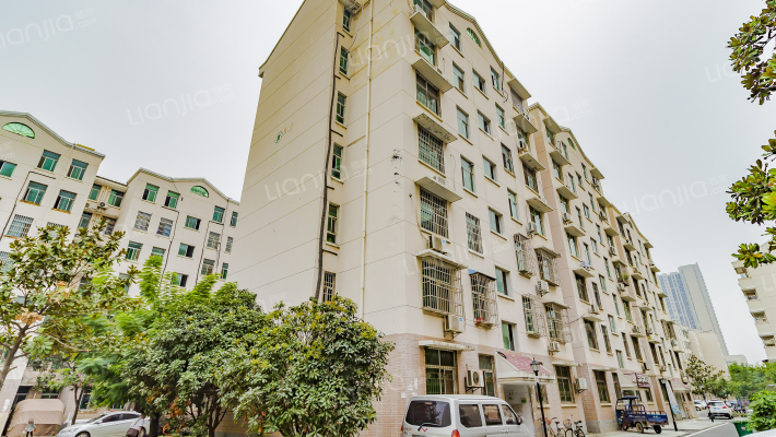 海景大厦外景图