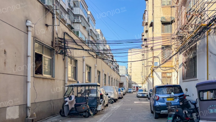 驻马店大商南门区政府家属院外景图
