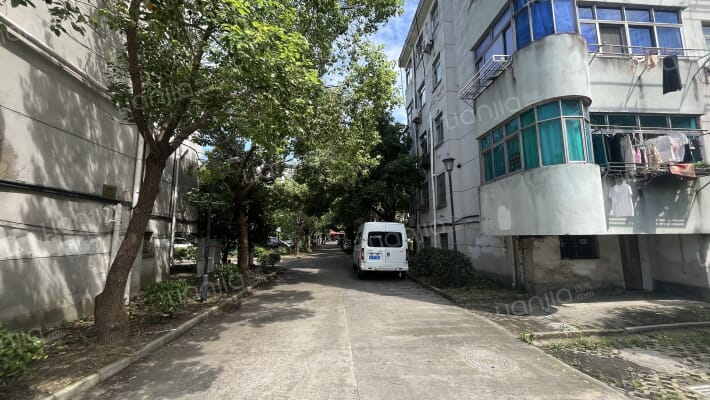 望湖中区外景图