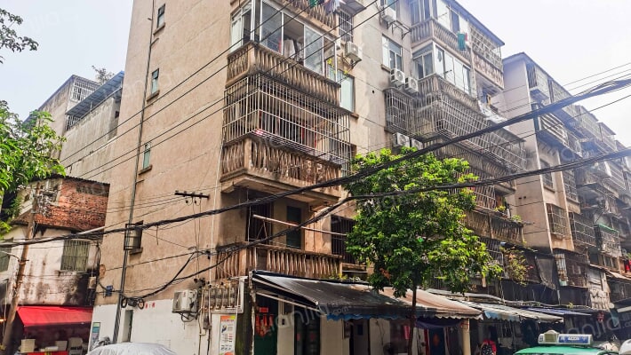 纬武路一巷外景图