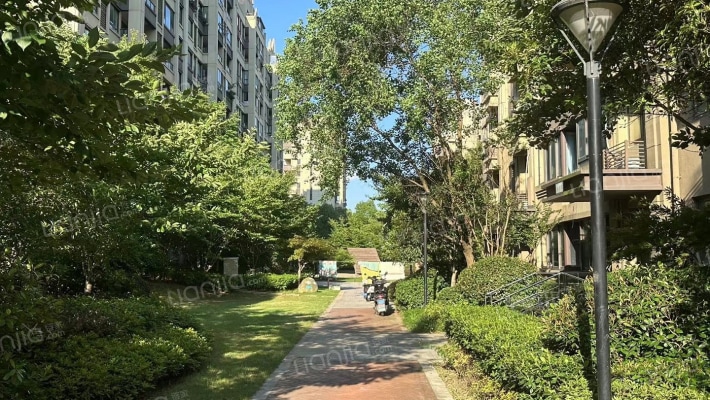 明发云庭外景图