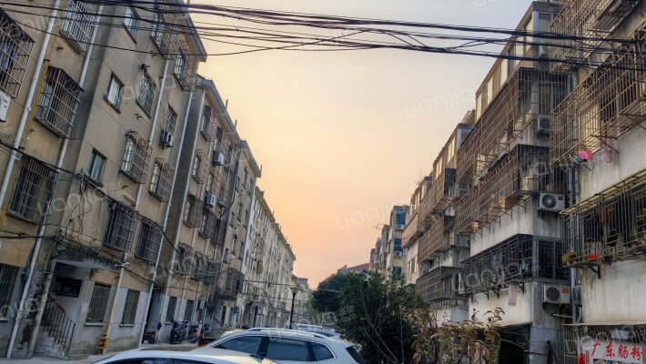 钢峰新村外景图