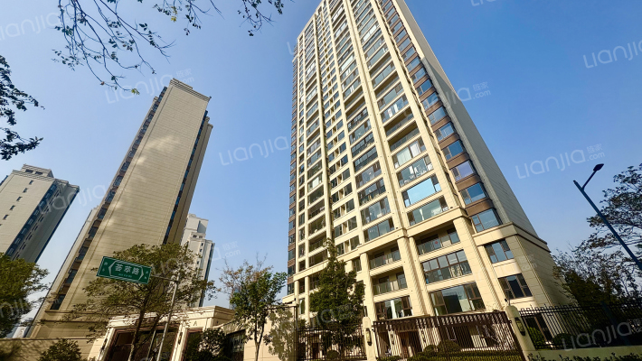 海尔翡翠文华A区外景图