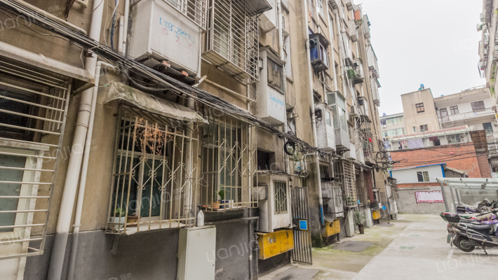 襄阳剧场家属院外景图