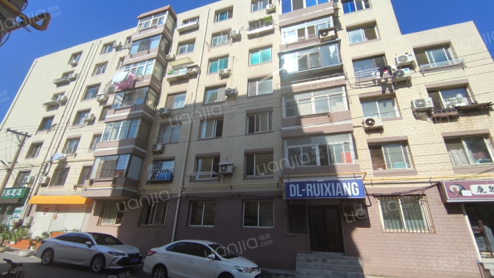 39中柳林街外景图