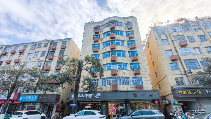 玉荷西路外景图