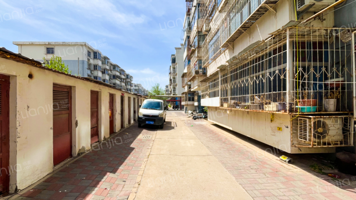 新华南里外景图