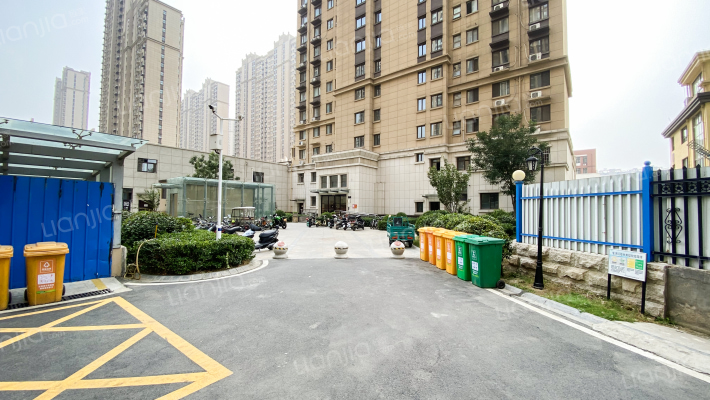 翰林国际城外景图