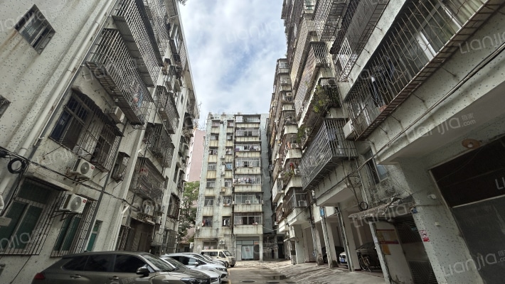 卫检宿舍外景图