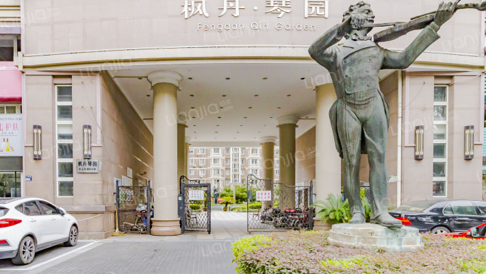 枫丹琴园外景图