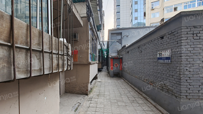 市政管理局宿舍外景图