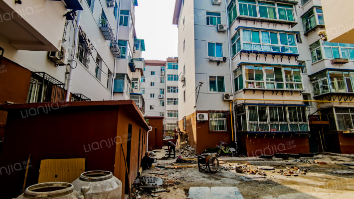 山西省气象局宿舍院区外景图