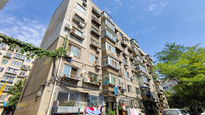 光辉小区外景图