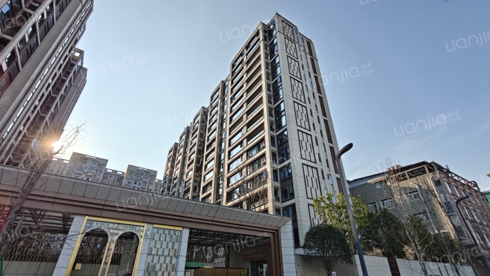 中南华宇君启外景图