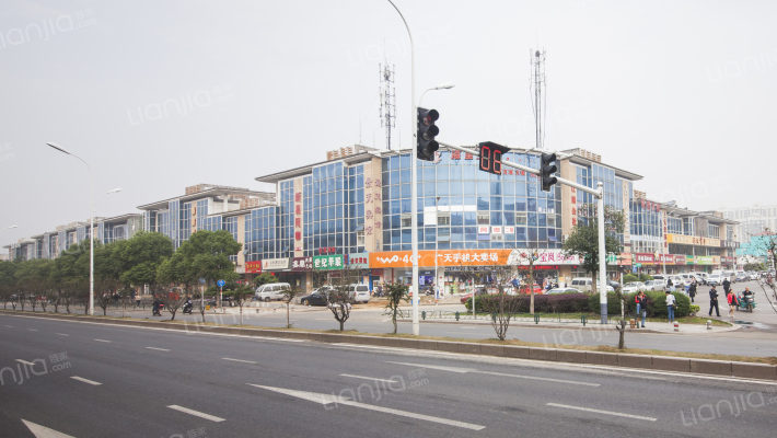 天景山商业中心外景图