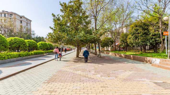 风华园东区房源|户型图|小区车位|交通地址详情分析!