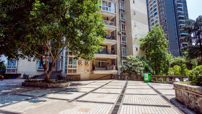 河畔名居B区外景图