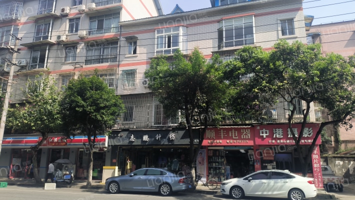 学府路59号院外景图