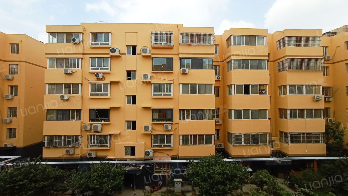 紫藤嘉园小区外景图