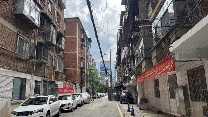 化工研究院宿舍外景图