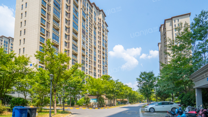 上路新居外景图