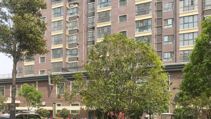 名人名家小区外景图