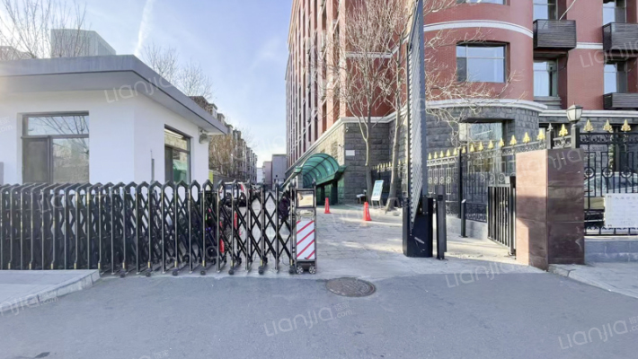 山西省实验中学宿舍外景图