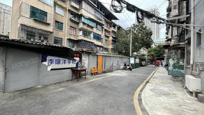 花溪大道北段510号外景图