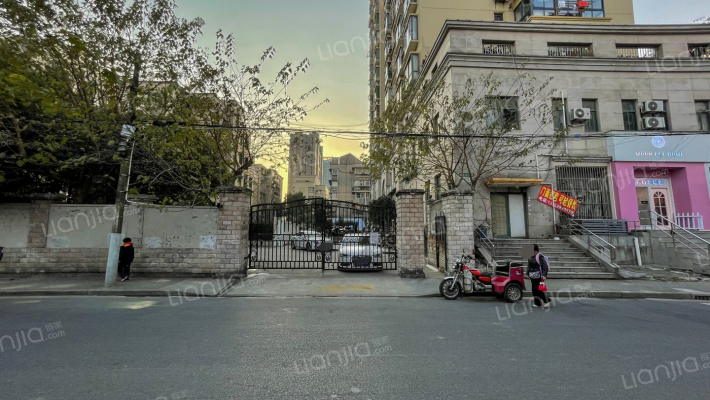 景江公寓外景图