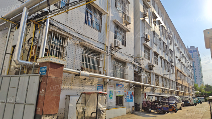 喜丰农膜家属院外景图