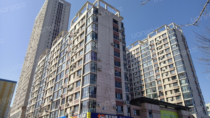 圣地秋实外景图