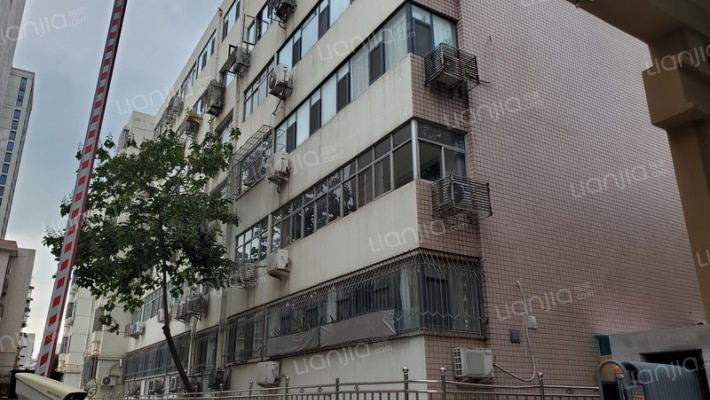 石家庄无线电管理局宿舍外景图