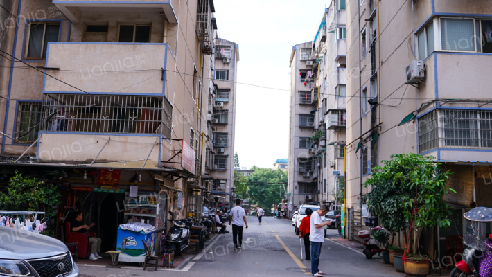 友园山庄外景图